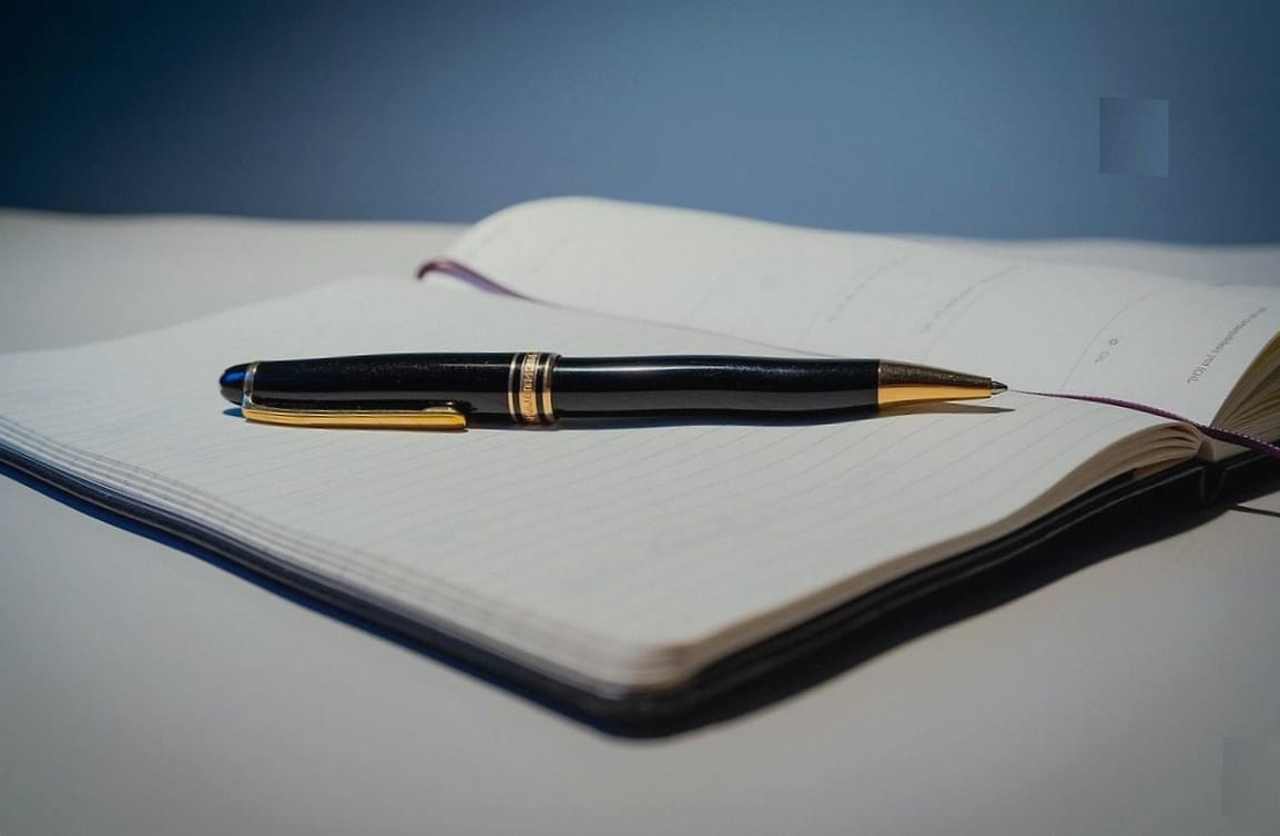 Notitieboek met gekleurde rand
